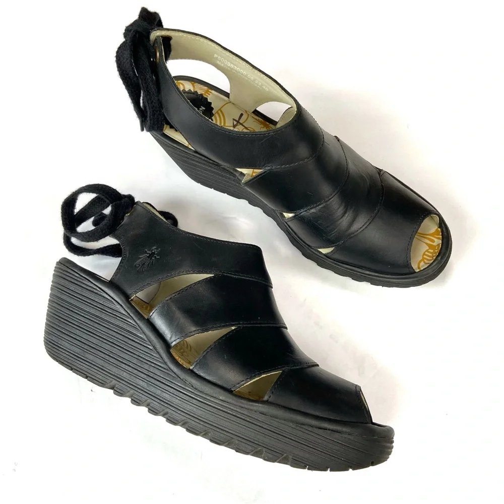 FLY LONDON Yown Wedge Black Leather Lace Up Sandal 40 Comfort Classic